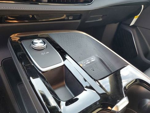 New 2026 Buick Enclave Avenir w/ Super Cruise Package image 24