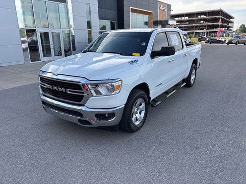 Used 2019 RAM 1500 Big Horn AWD/4WD image 1