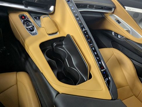 Used 2024 Chevrolet Corvette Stingray Preferred Cpe w/ Battery Protection Package image 22