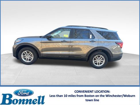 New 2026 Ford Explorer Active image 2