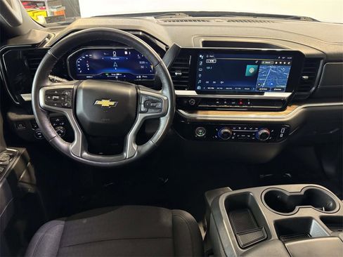 Used 2022 Chevrolet Silverado 1500 LT image 19
