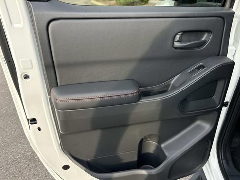 New 2026 Nissan Frontier PRO-4X w/ Pro-4x Convenience Package AWD/4WD image 21