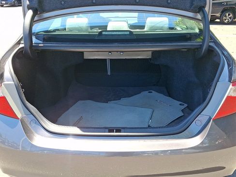 Used 2015 Toyota Camry LE FWD image 29