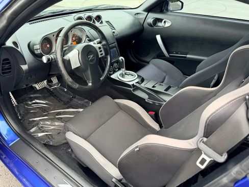 Used 2005 Nissan 350Z Enthusiast image 9