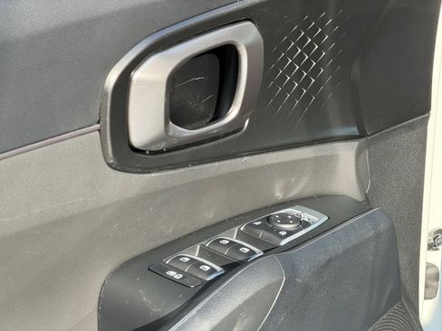 Used 2023 Kia Sorento EX AWD/4WD image 21