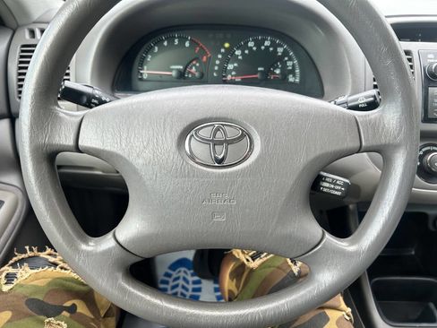 Used 2004 Toyota Camry LE image 16