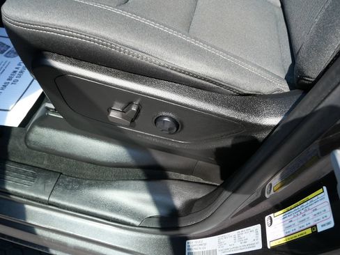 Used 2021 RAM 1500 Big Horn AWD/4WD image 18