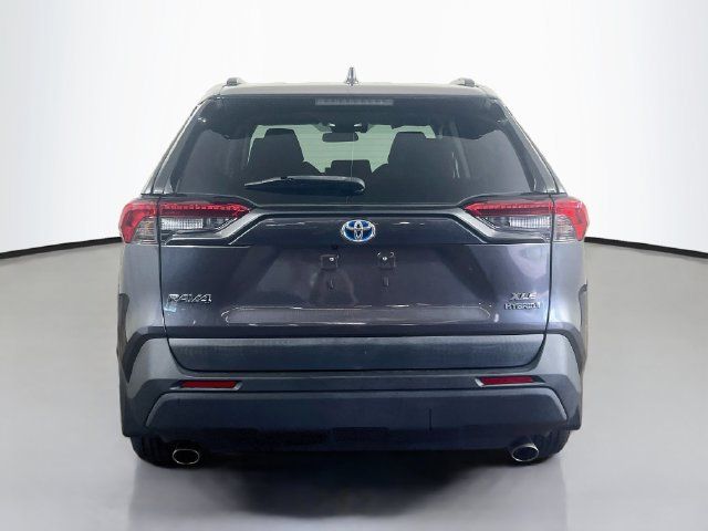 Used 2022 Toyota RAV4 XLE w/ Convenience Package AWD/4WD image 21