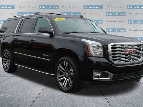Used 2019 GMC Yukon XL Denali image 3
