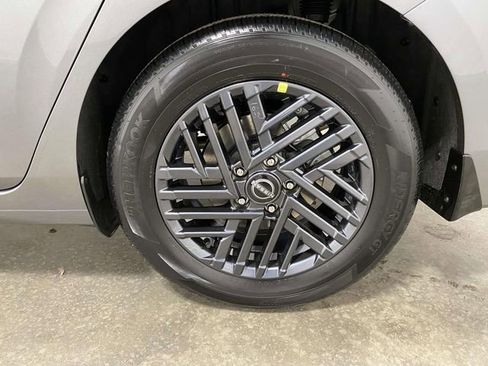 New 2026 Nissan Sentra SV image 7