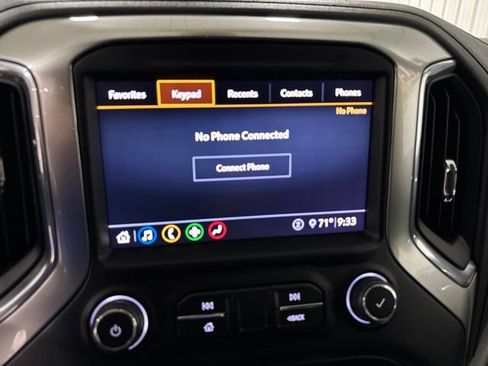 Used 2020 Chevrolet Silverado 1500 RST AWD/4WD image 28