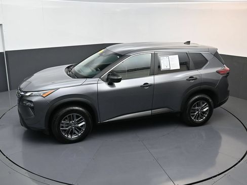 Used 2024 Nissan Rogue S AWD/4WD image 19