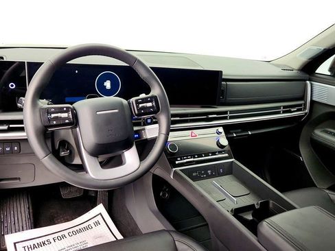 Used 2024 Hyundai Santa Fe Limited image 12