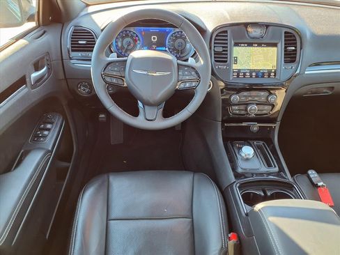 Certified 2023 Chrysler 300 S w/ Comfort Group image 3