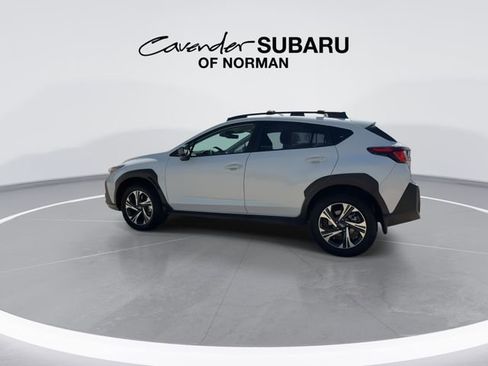 Used 2025 Subaru Crosstrek 2.0i Premium image 8