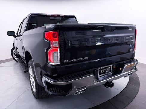 Used 2023 Chevrolet Silverado 1500 LTZ w/ Technology Package AWD/4WD image 4