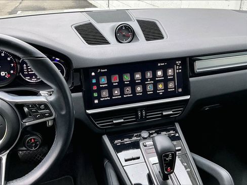 Certified 2023 Porsche Cayenne Platinum Edition AWD/4WD image 10