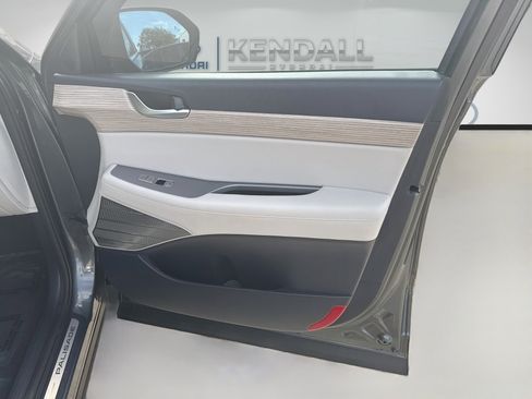 Used 2022 Hyundai Palisade Limited FWD image 28