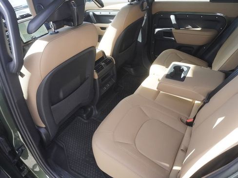 New 2026 Land Rover Defender 110 X-Dynamic SE image 29