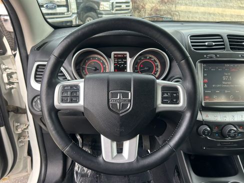 Used 2017 Dodge Journey GT w/ Flexible Seating Group image 20