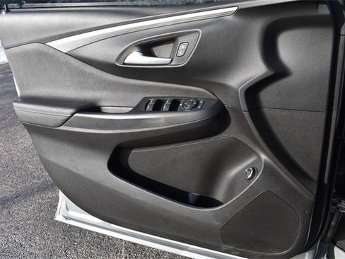 Used 2024 Buick Envista Avenir image 35