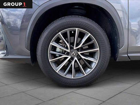 Used 2023 Lexus NX 250 FWD w/ Towing Package (2000 Lbs) image 9