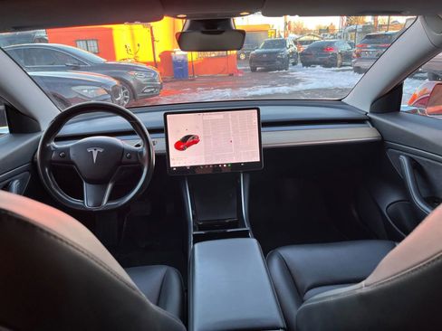 Used 2018 Tesla Model 3 Long Range image 7