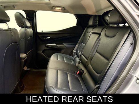 Used 2022 Chevrolet Bolt EUV Premier w/ Sun & Sound Package image 16