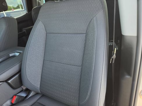 Used 2026 Chevrolet Silverado 1500 Custom w/ Turbomax Blackout Package RWD image 15