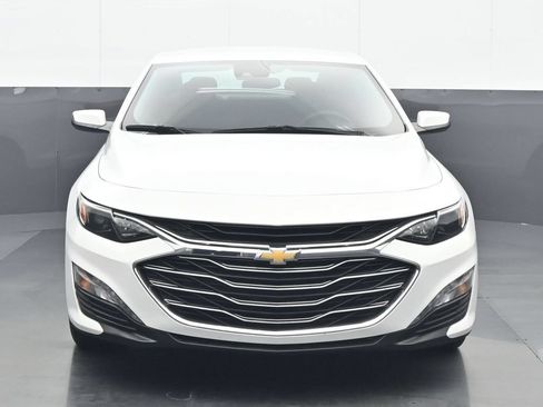 Used 2025 Chevrolet Malibu LT FWD image 1