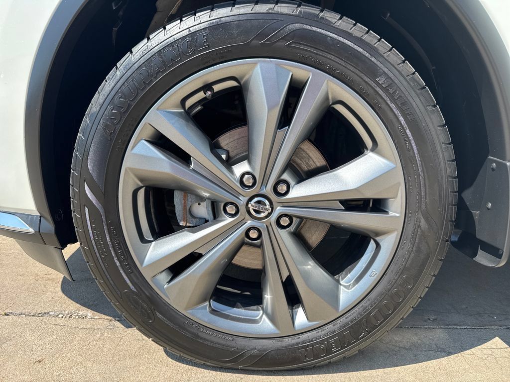Used 2020 Nissan Murano Platinum AWD/4WD image 11
