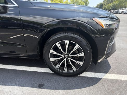 Certified 2023 Volvo XC60 B5 Core w/ Climate Package AWD/4WD image 13