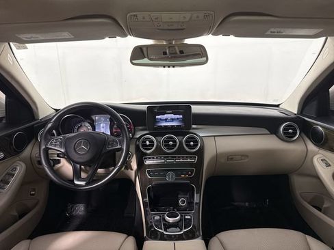 Used 2018 Mercedes-Benz C 300 Sedan image 22