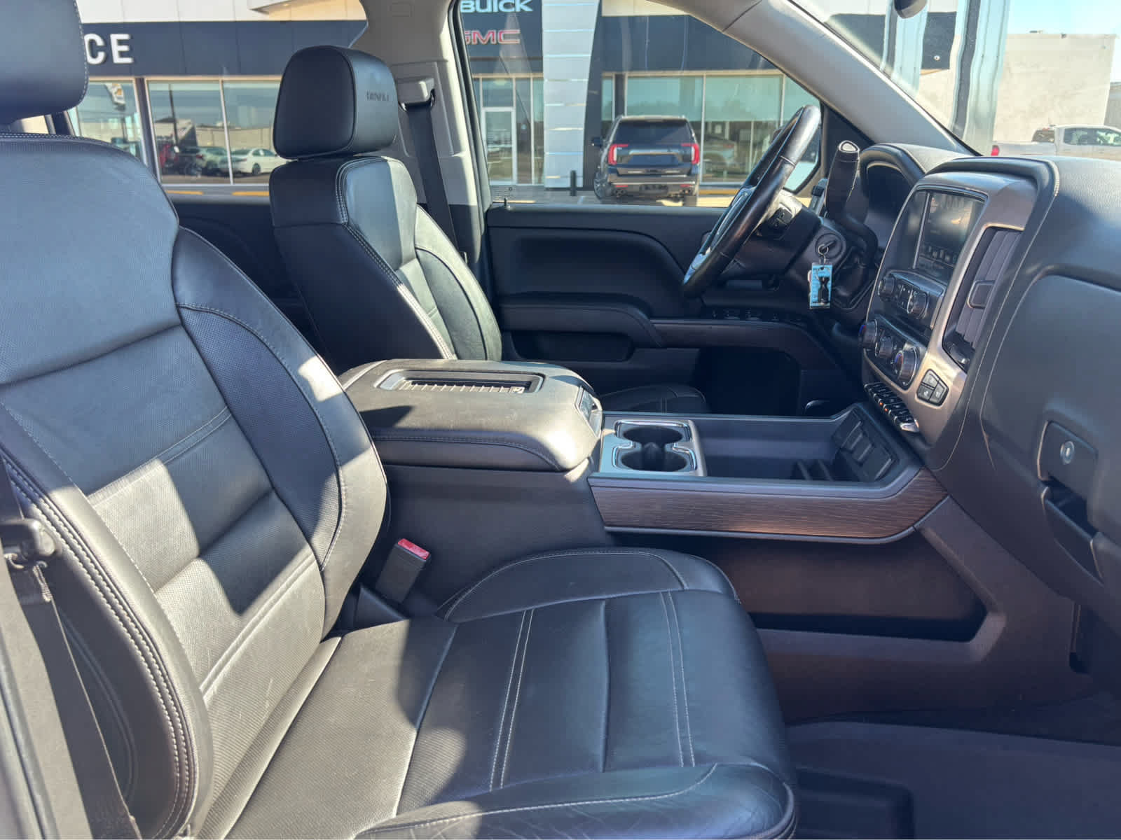 Used 2018 GMC Sierra 1500 Denali w/ Denali Ultimate Package AWD/4WD image 12