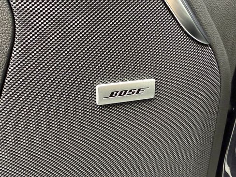 New 2025 Chevrolet Suburban High Country image 17