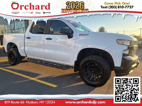 Used 2020 Chevrolet Silverado 1500 Custom Trail Boss w/ Custom Convenience Package image 2