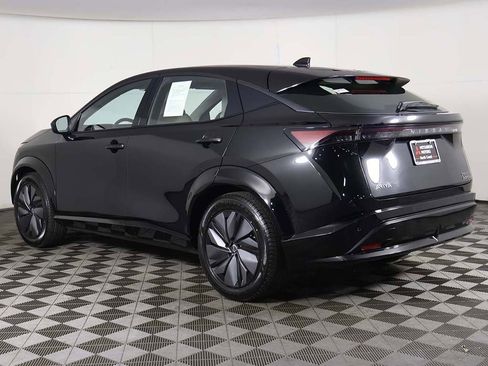 Used 2023 Nissan Ariya AWD image 11