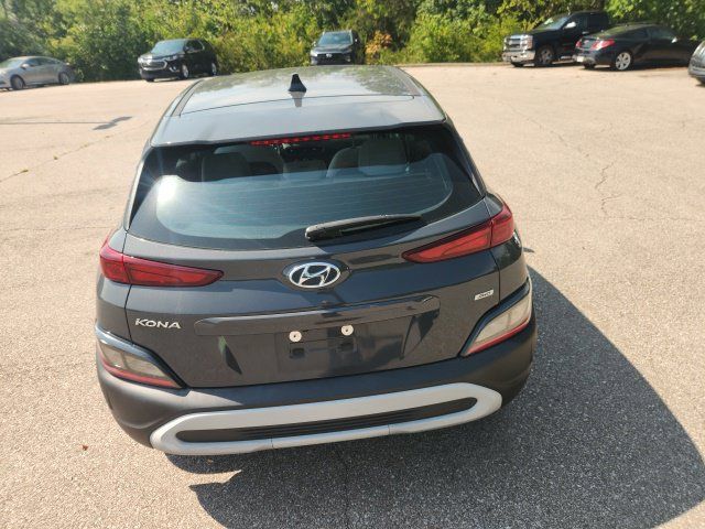 Used 2023 Hyundai Kona SE w/ Cargo Package AWD/4WD image 12