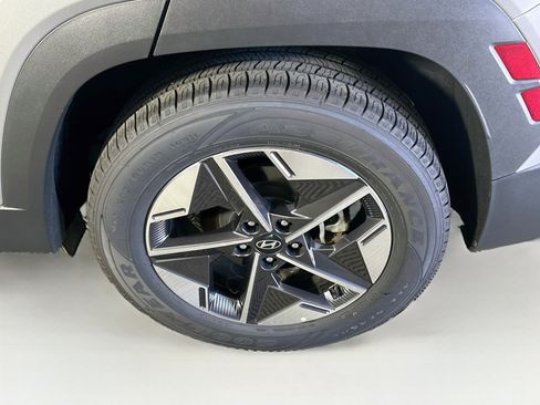 Used 2025 Hyundai Tucson SEL AWD/4WD image 11