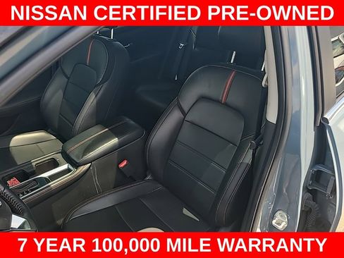 Used 2024 Nissan Sentra SR w/ SR Premium Package FWD image 19