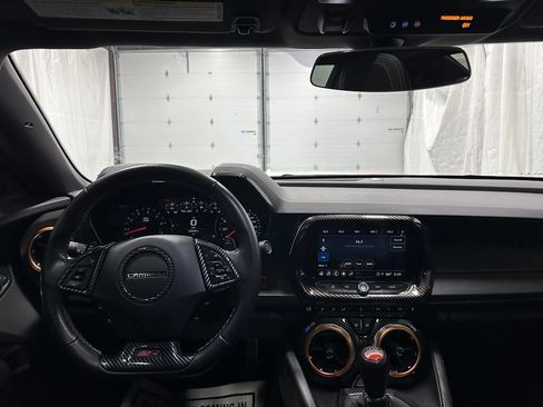 Used 2021 Chevrolet Camaro SS RWD image 16