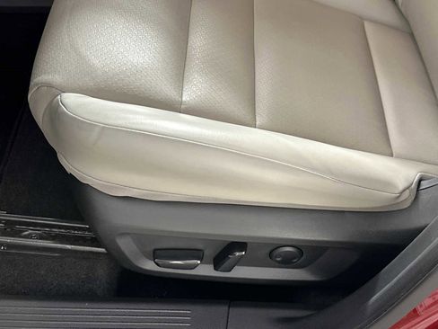 Used 2021 Nissan Rogue SV w/ Premium Package FWD image 12