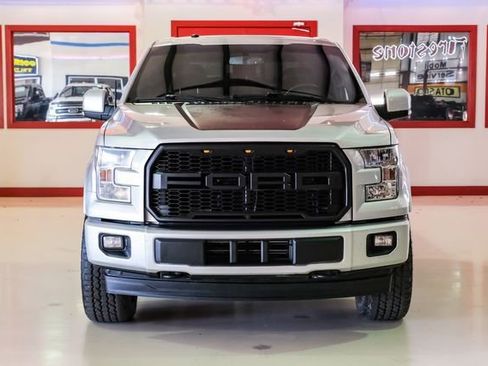 Used 2017 Ford F150 Lariat image 10