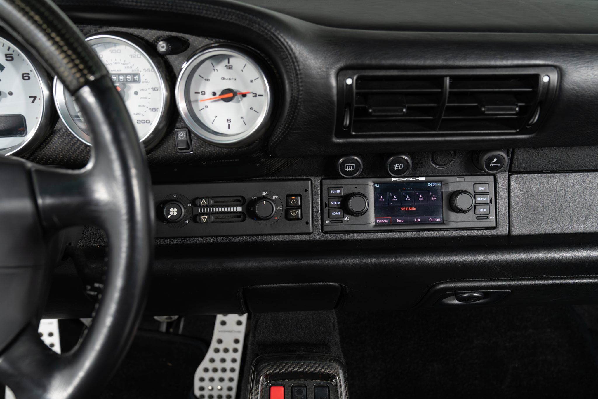 Used 1996 Porsche 911 Turbo RWD image 40