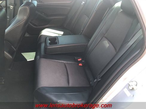 Used 2018 Honda Accord Sport image 17