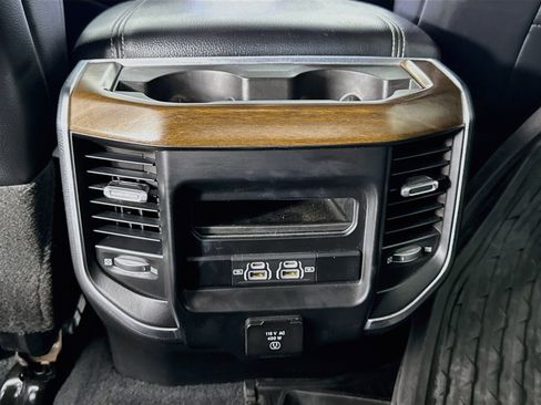 Used 2023 RAM 2500 Laramie AWD/4WD image 27