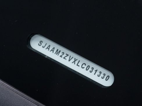 Used 2020 Bentley Bentayga V8 image 51