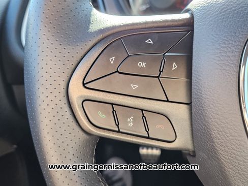 Used 2022 Dodge Challenger R/T image 11