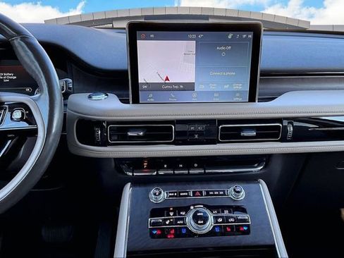 Used 2021 Lincoln Aviator Grand Touring w/ Equipment Group 302A image 6