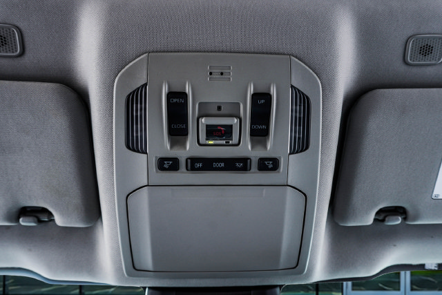Used 2023 Toyota Highlander XLE FWD image 21